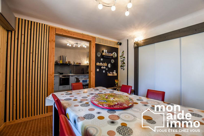 Maison - 104 m² - 5 pièces