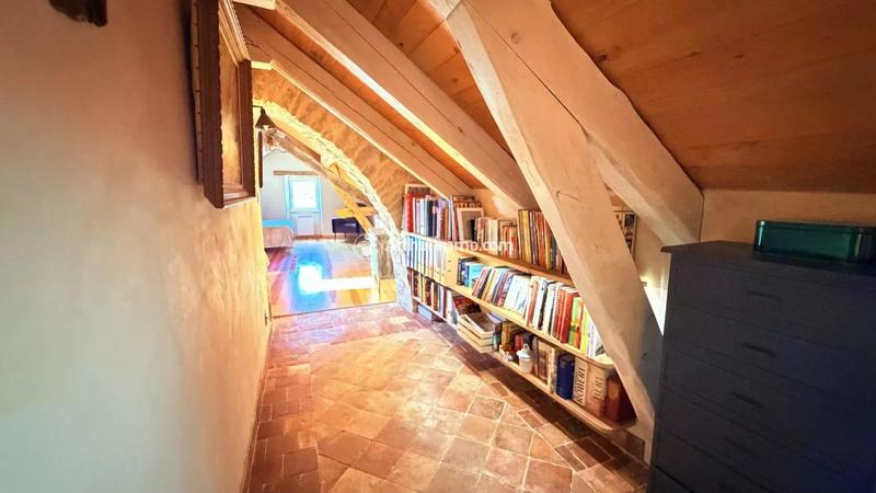 Maison - 197 m² - 7 pièces