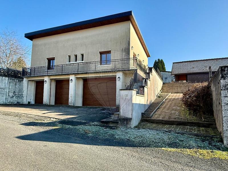 Maison - 96 m² - 4 pièces