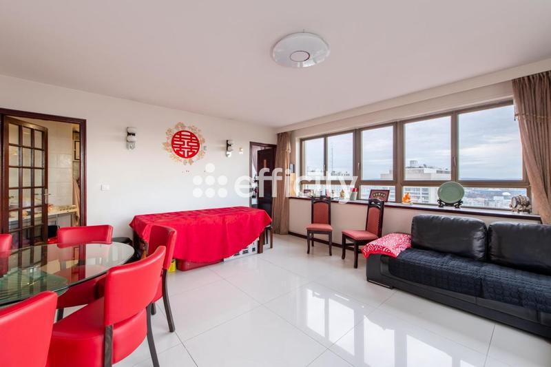 Appartement - 91 m² - 5 pièces