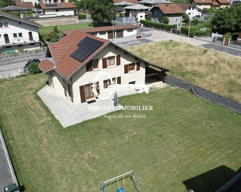 Maison - 110 m² - 5 pièces