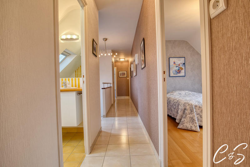 Maison ancienne - 208 m² - 6 pièces