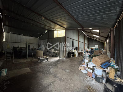 Parking / Garage - 140 m²