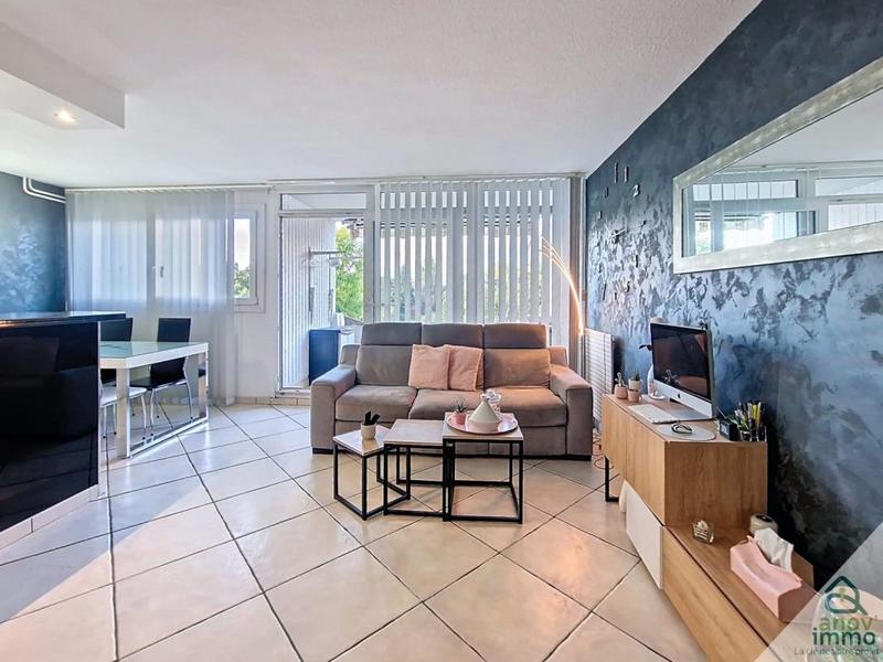 Appartement - 95 m² - 5 pièces