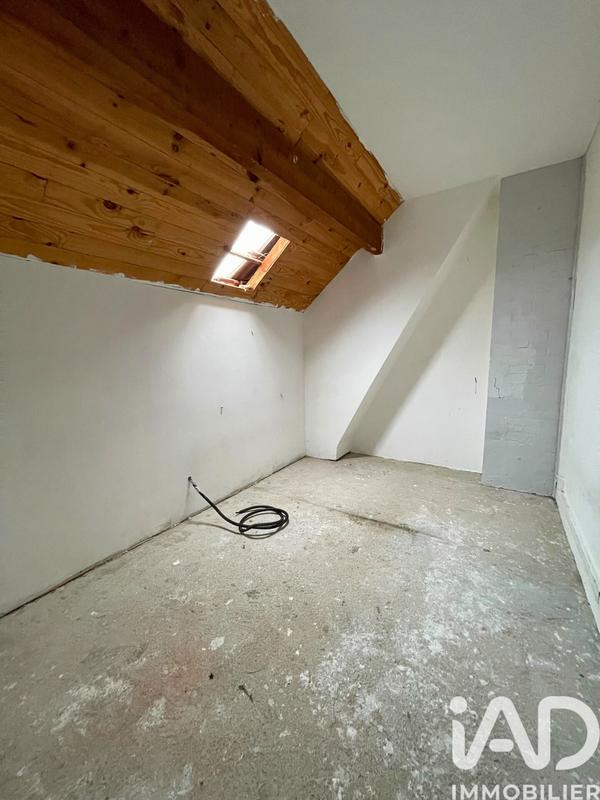 Maison - 97 m² - 5 pièces