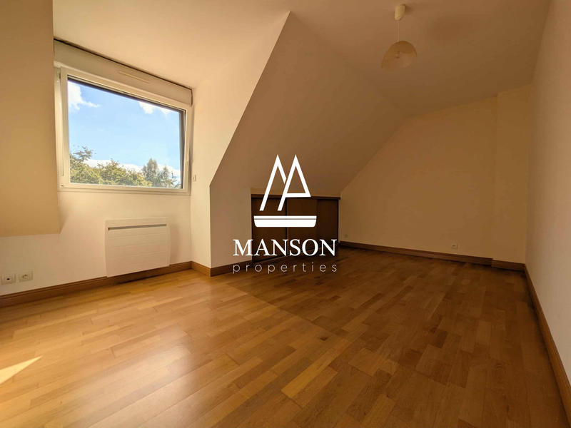 Maison - 168 m² - 6 pièces
