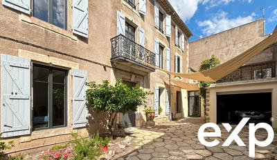 Maison - 213 m² - 7 pièces