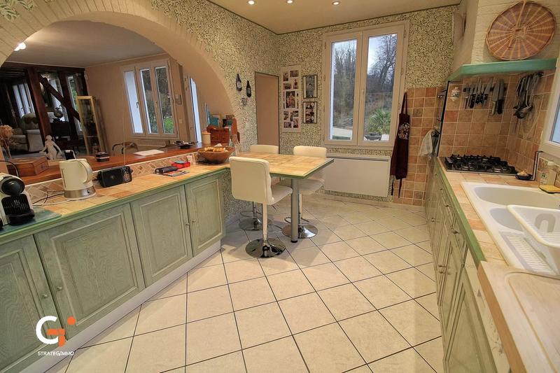 Maison - 189 m² - 6 pièces