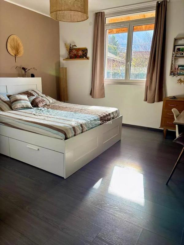 Maison - 288 m² - 7 pièces