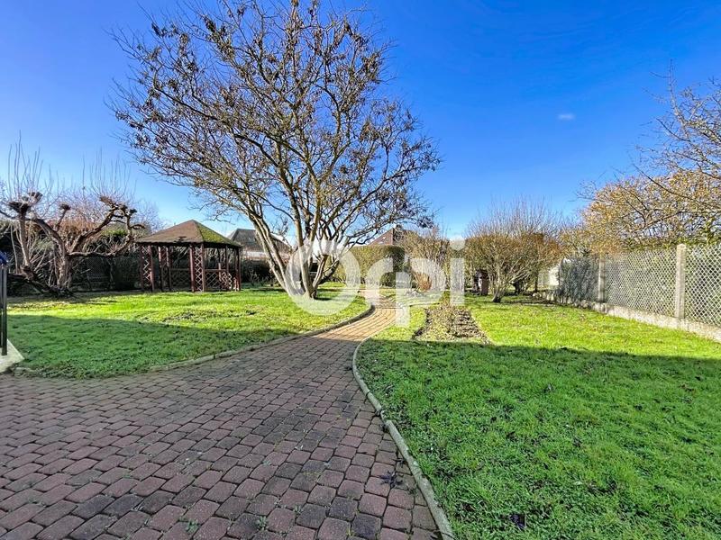 Maison - 104 m² - 6 pièces