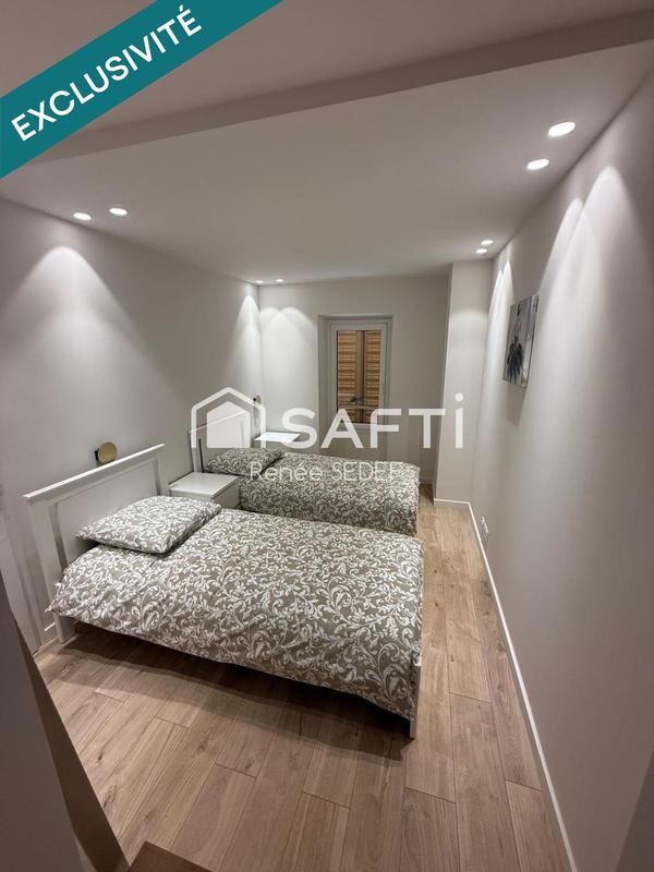 Appartement - 80 m² - 5 pièces