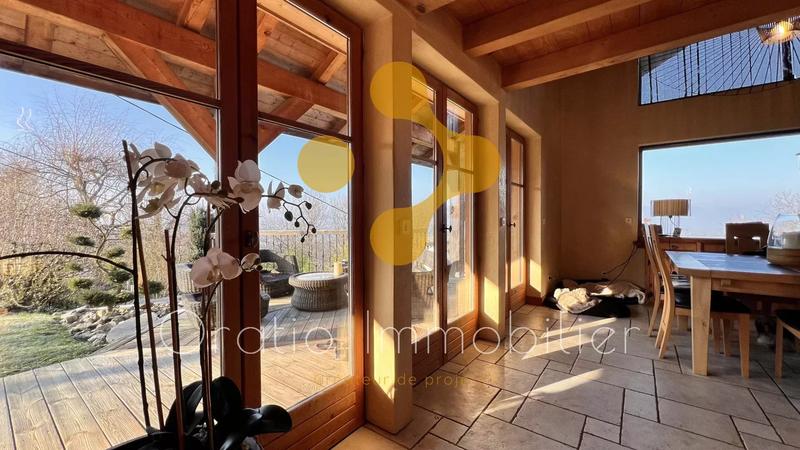 Maison - 183 m² - 5 pièces