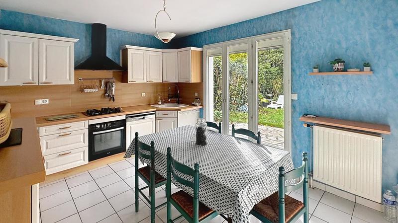 Maison - 172 m² - 7 pièces