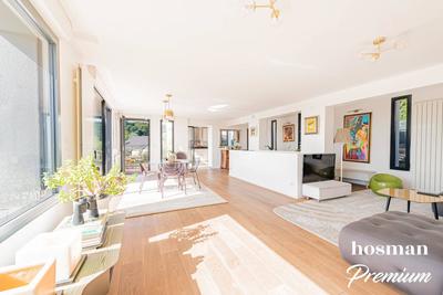 Maison - 258 m² - 7 pièces