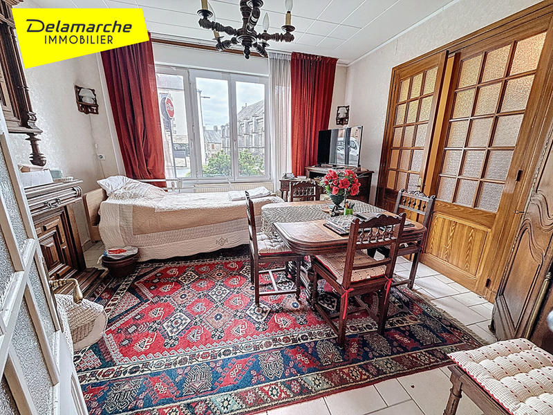 Maison - 186 m² - 9 pièces