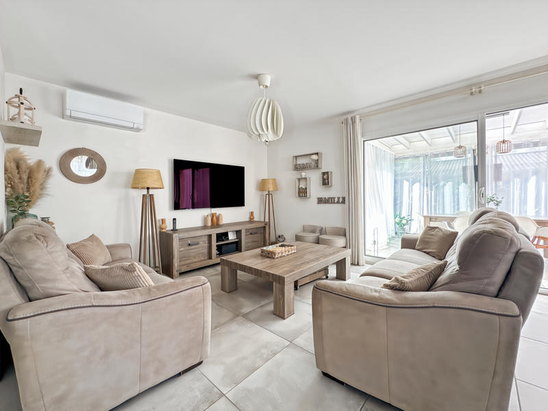 Villa - 160 m² - 6 pièces