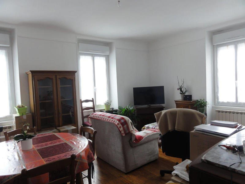 Appartement - 65 m² - 3 pièces