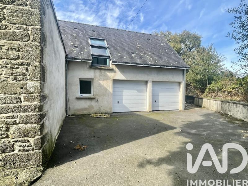 Maison - 254 m² - 7 pièces