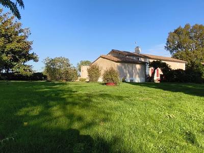 Maison - 141 m² - 7 pièces