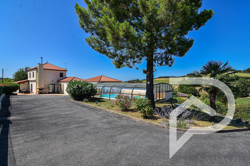 Maison - 162 m² - 7 pièces