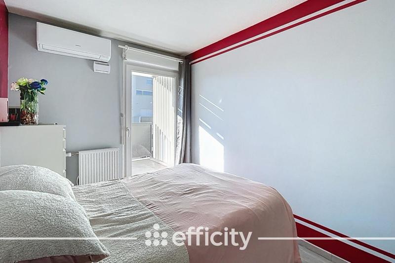 Appartement - 92 m² - 5 pièces