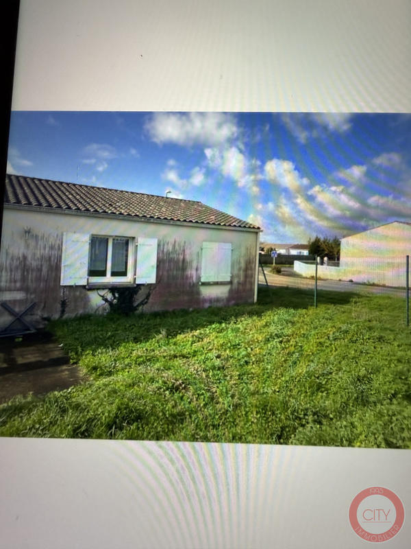 Maison - 90 m² - 4 pièces