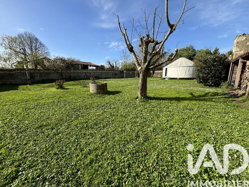 Maison de village - 180 m² - 7 pièces