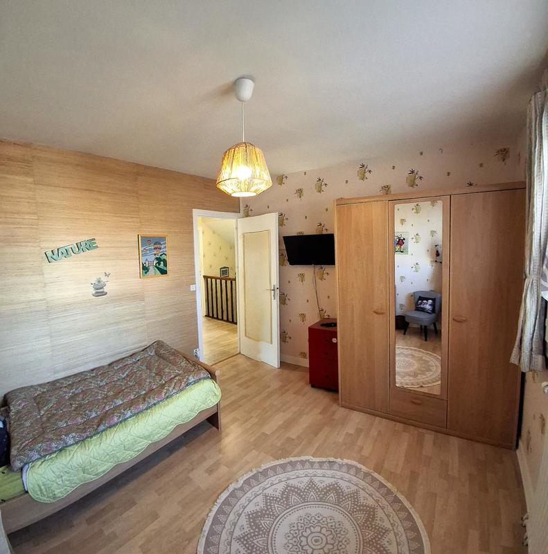 Maison - 91 m² - 4 pièces