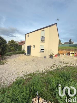 Maison - 83 m² - 4 pièces