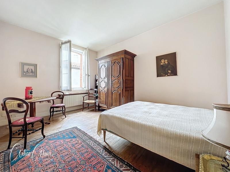 Maison bourgeoise - 213 m² - 8 pièces