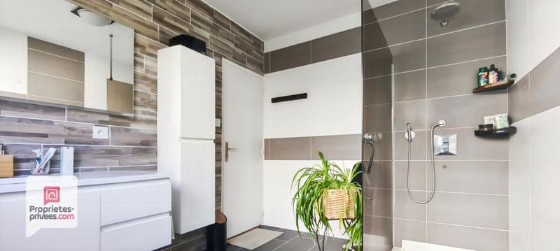 Maison - 145 m² - 7 pièces