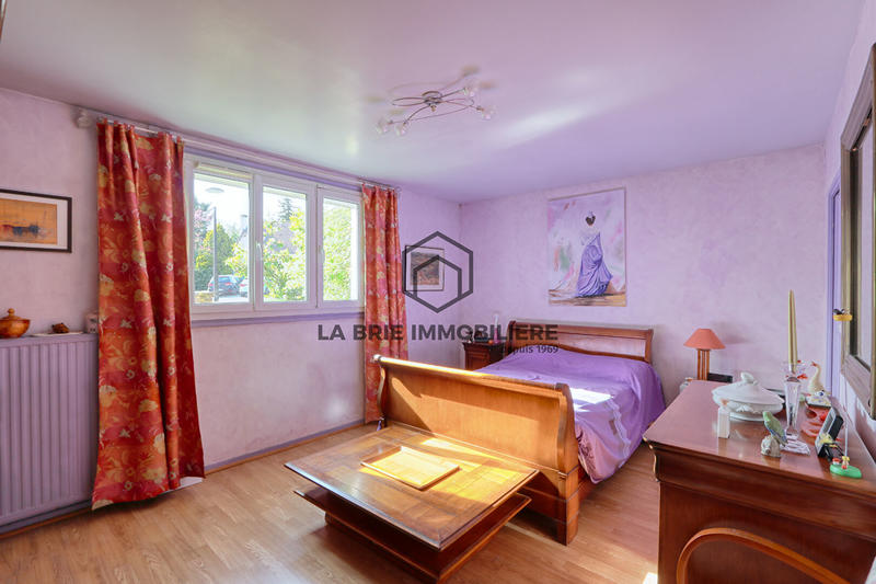 Maison - 193 m² - 7 pièces