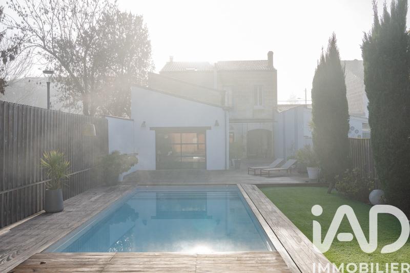 Maison de ville - 236 m² - 8 pièces