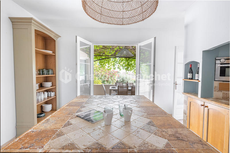 Villa - 200 m² - 6 pièces