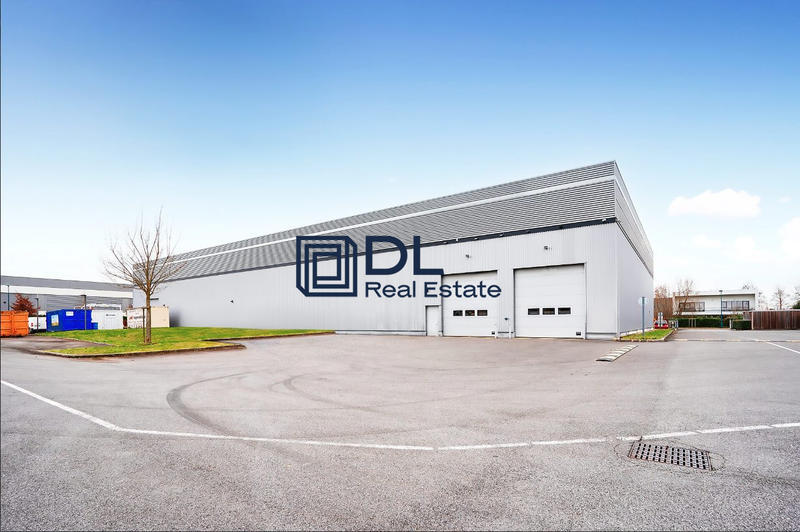 Entrepôt - 9 199 m²