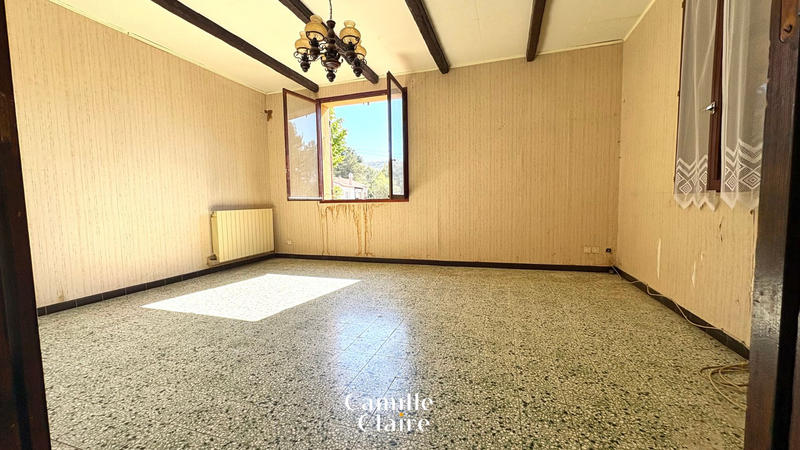 Maison - 200 m² - 8 pièces