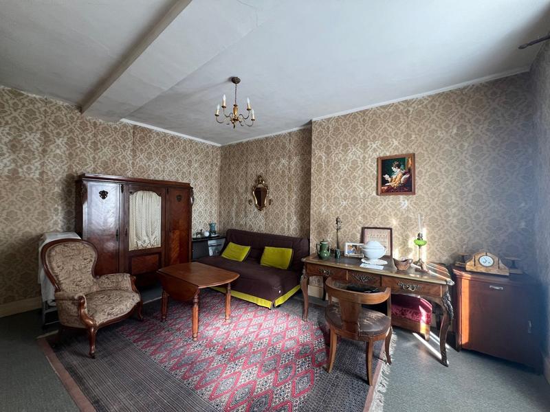 Maison - 110 m² - 4 pièces