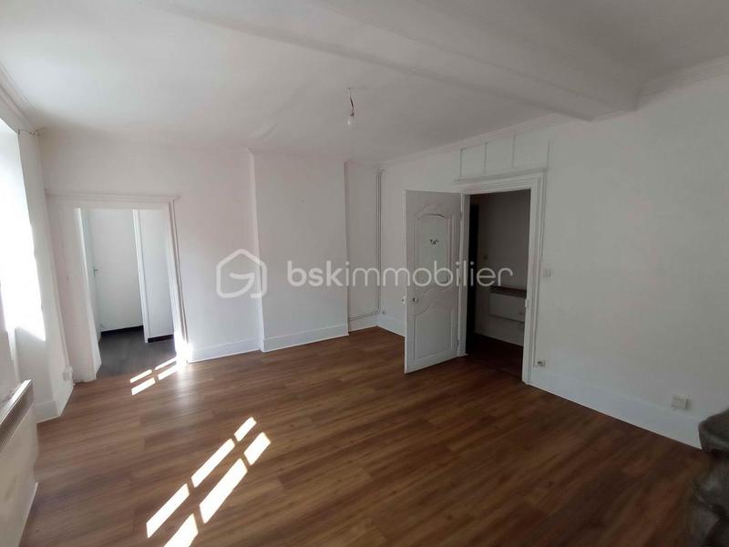 Appartement - 85 m² - 3 pièces