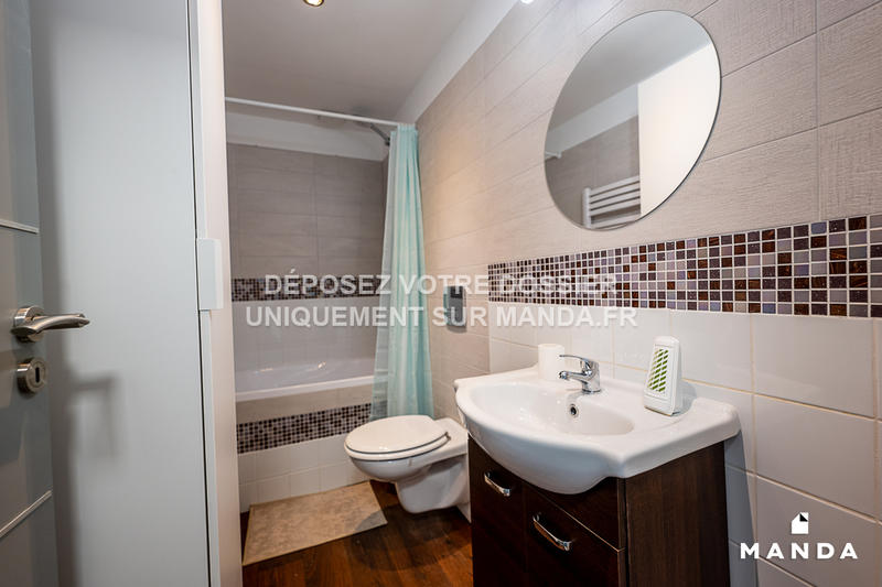 Chambre - 10 m² - 4 pièces