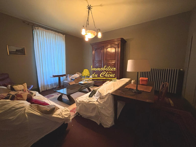 Maison - 255 m² - 10 pièces