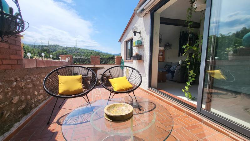 Maison - 260 m² - 10 pièces