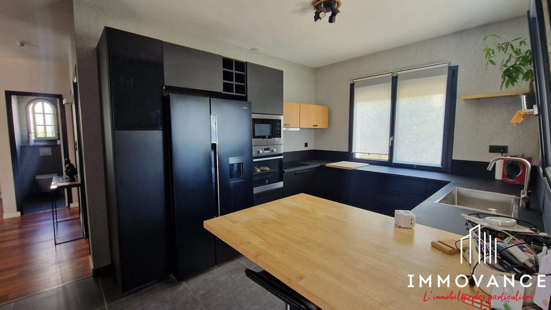 Maison - 175 m² - 6 pièces