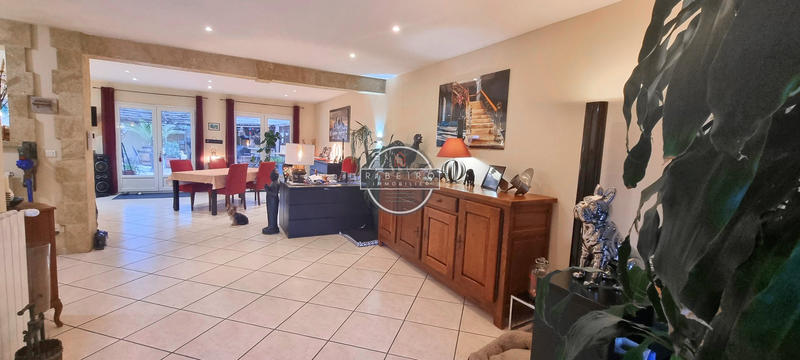 Appartement - 165 m² - 4 pièces