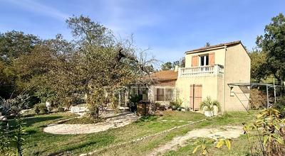 Maison - 141 m² - 7 pièces