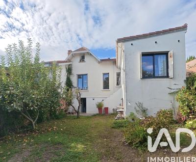 Maison - 125 m² - 6 pièces