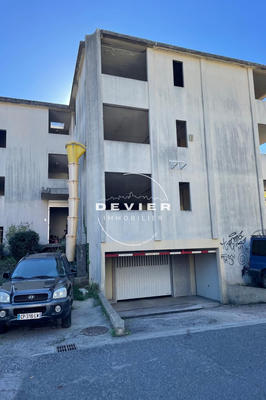 Parking / Garage - 20 m²