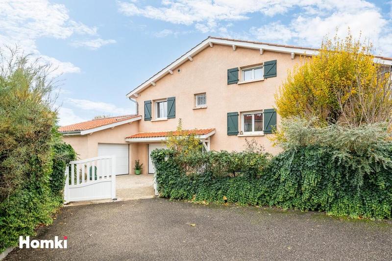 Maison - 140 m² - 6 pièces