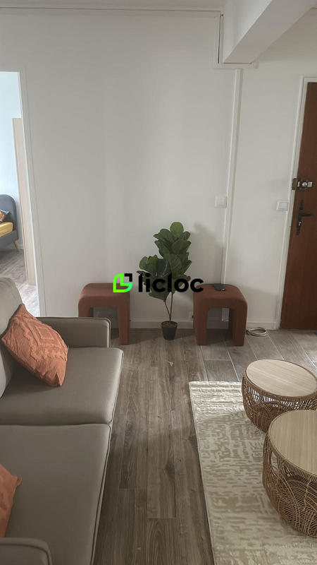 Appartement - 62 m² - 5 pièces