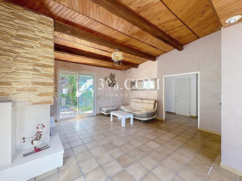 Propriété - 178 m² - 8 pièces