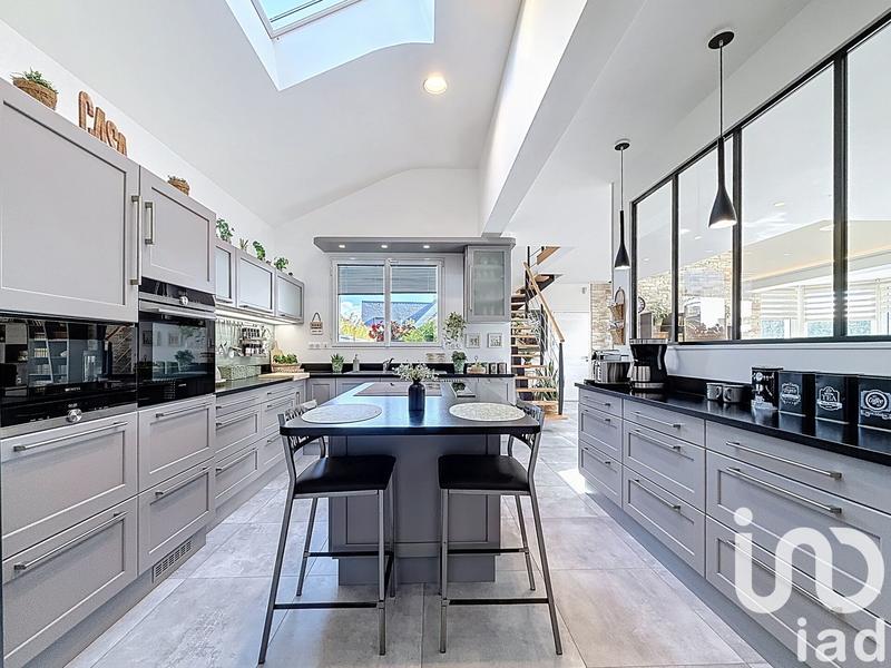 Maison de maîtres - 181 m² - 6 pièces